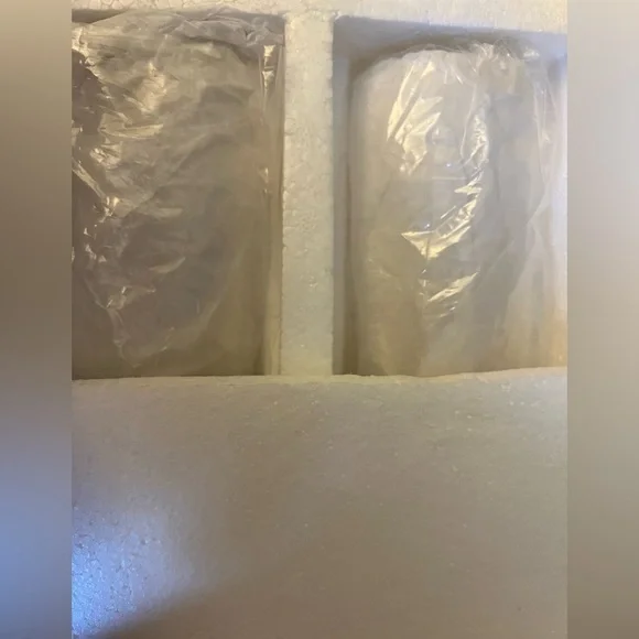 NIB Lenox Devotion Crystal Champagne Flutes - Picture 5 of 5